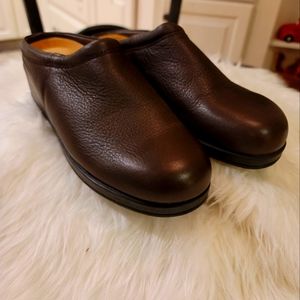 Cobbie Cuddlers Black Ultra Massage Clogs Sz 8.5